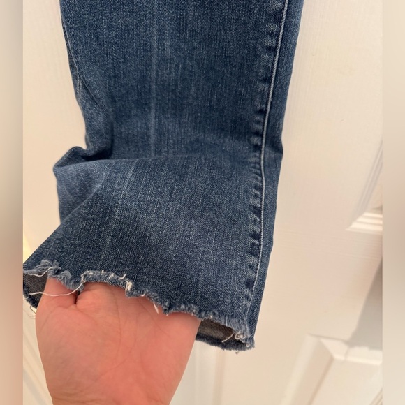 A1. MOTHER Hustler Patch Pocket Ankle Fray, Out for the Evening Blue Jeans - Picture 4 of 9